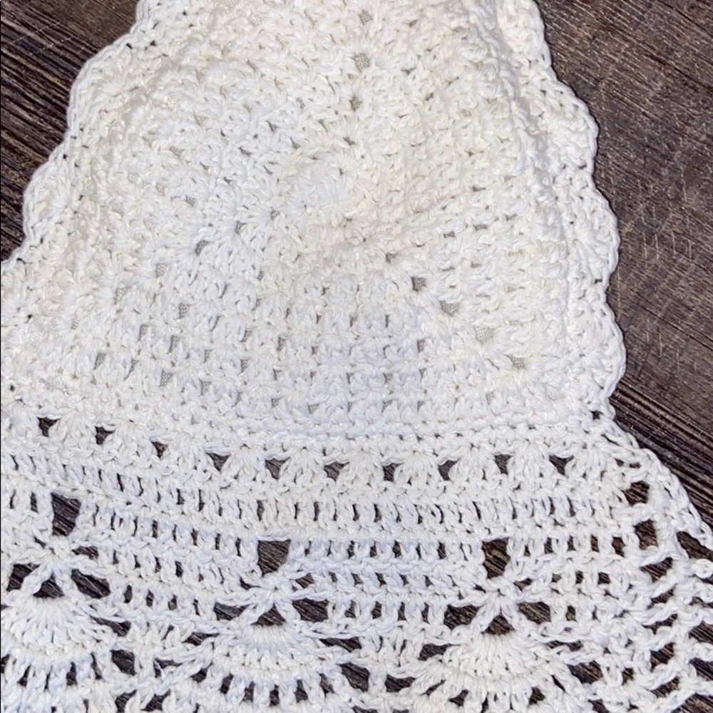 crochet bikini top - Picture 2 of 5